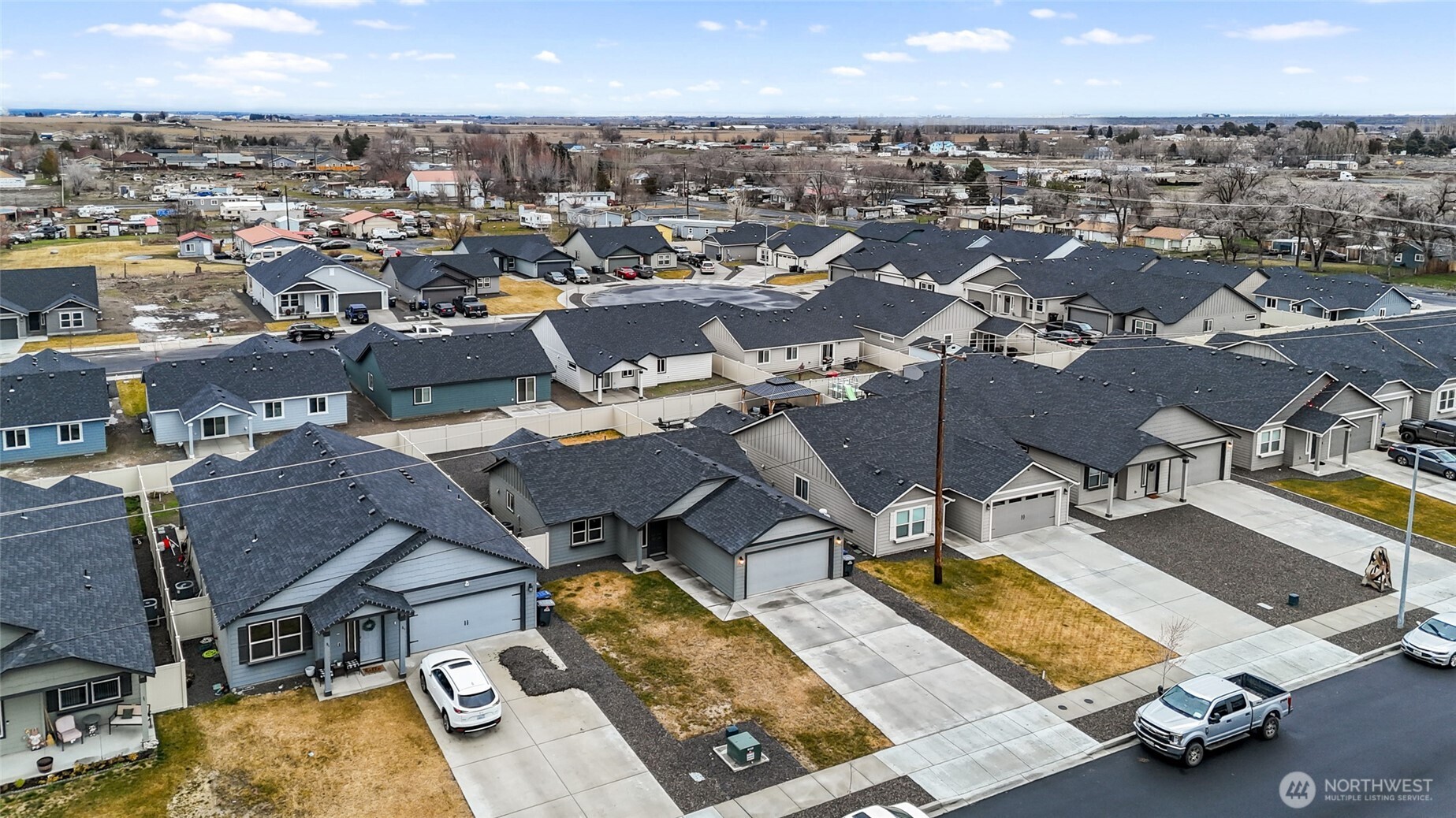 1104 W Maple Drive , Moses Lake, WA 98837