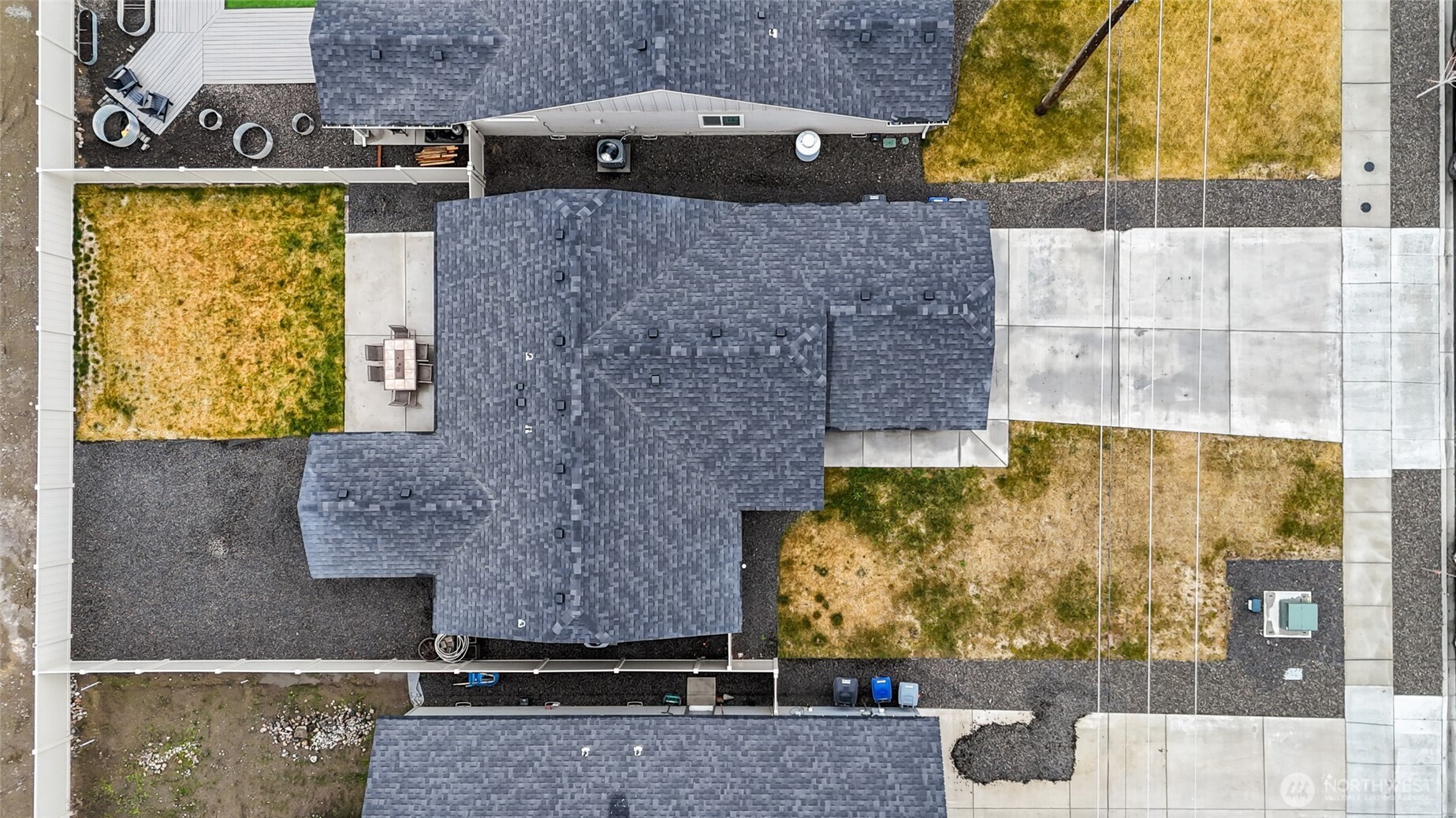 1104 W Maple Drive , Moses Lake, WA 98837