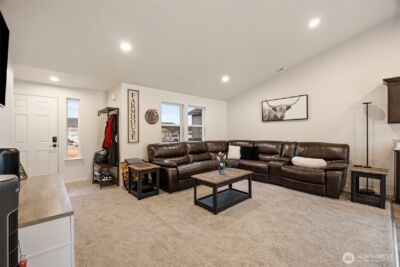 1104 W Maple Drive , Moses Lake, WA 98837 - Photo 6