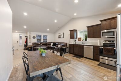 1104 W Maple Drive , Moses Lake, WA 98837 - Photo 10