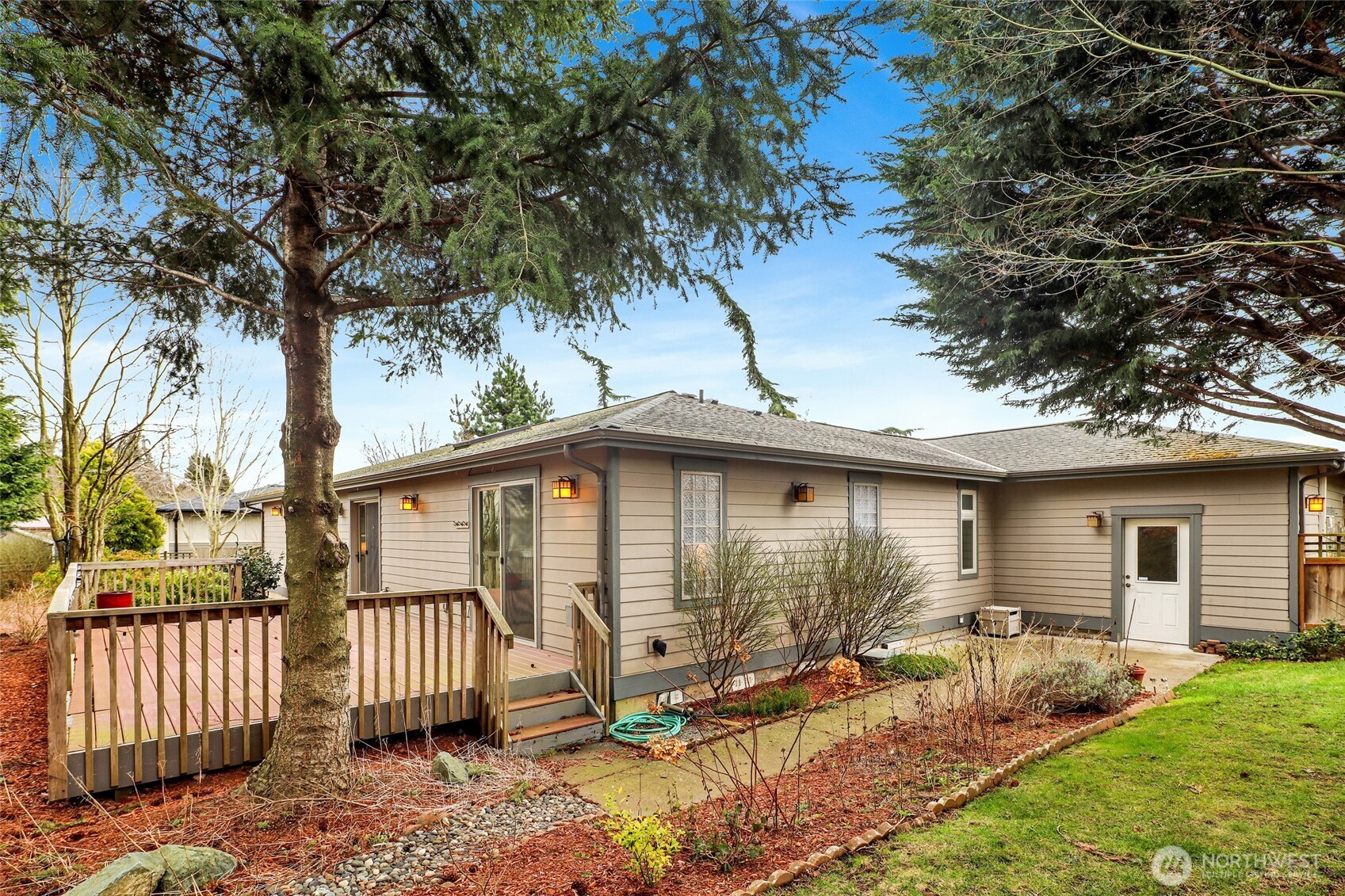 2511 Crescent Street , Ferndale, WA 98248