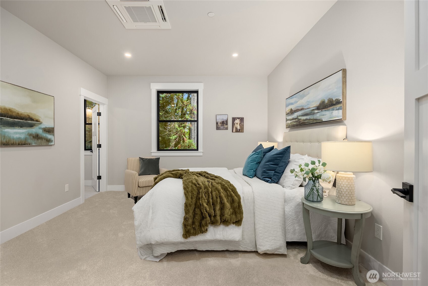 7535 NE West Port Madison Road , Bainbridge Island, WA 98110