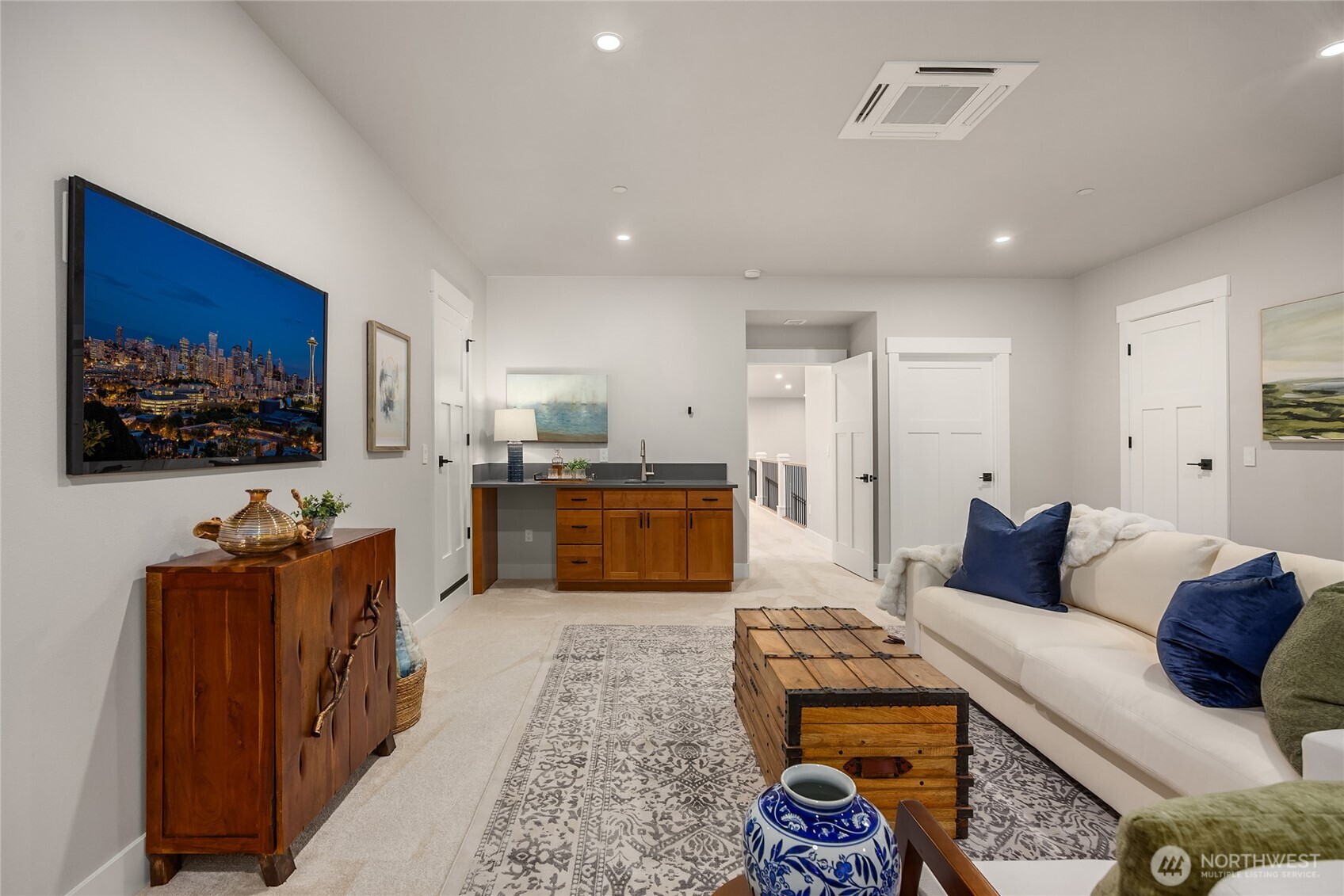 7535 NE West Port Madison Road , Bainbridge Island, WA 98110