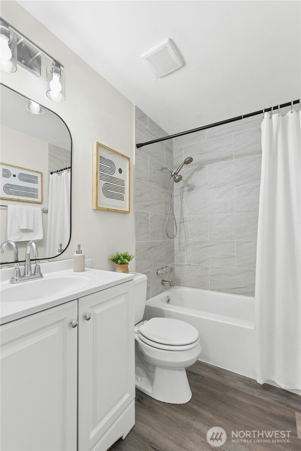 2311 Jade Avenue , Everett, WA 98201