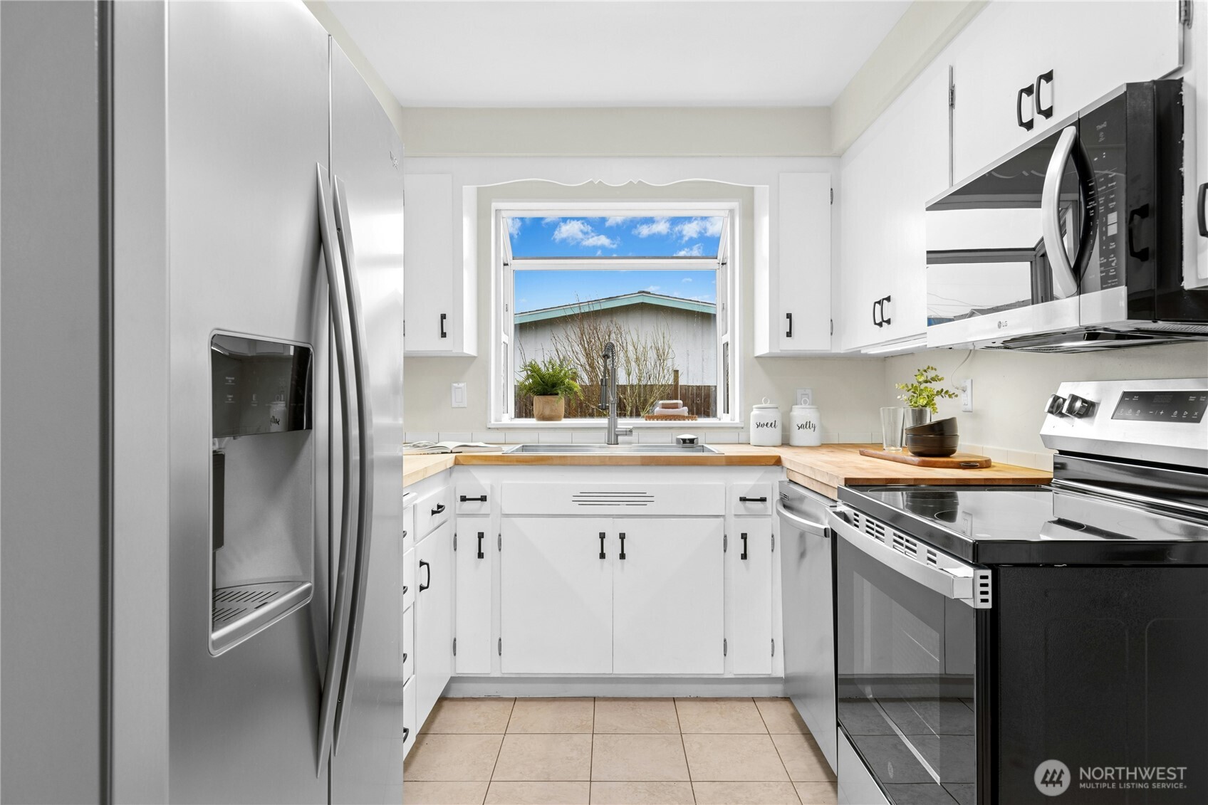 2311 Jade Avenue , Everett, WA 98201