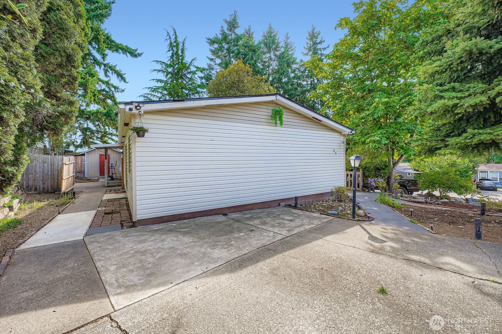 2431 S 371st Street #20, Federal Way, WA 98003