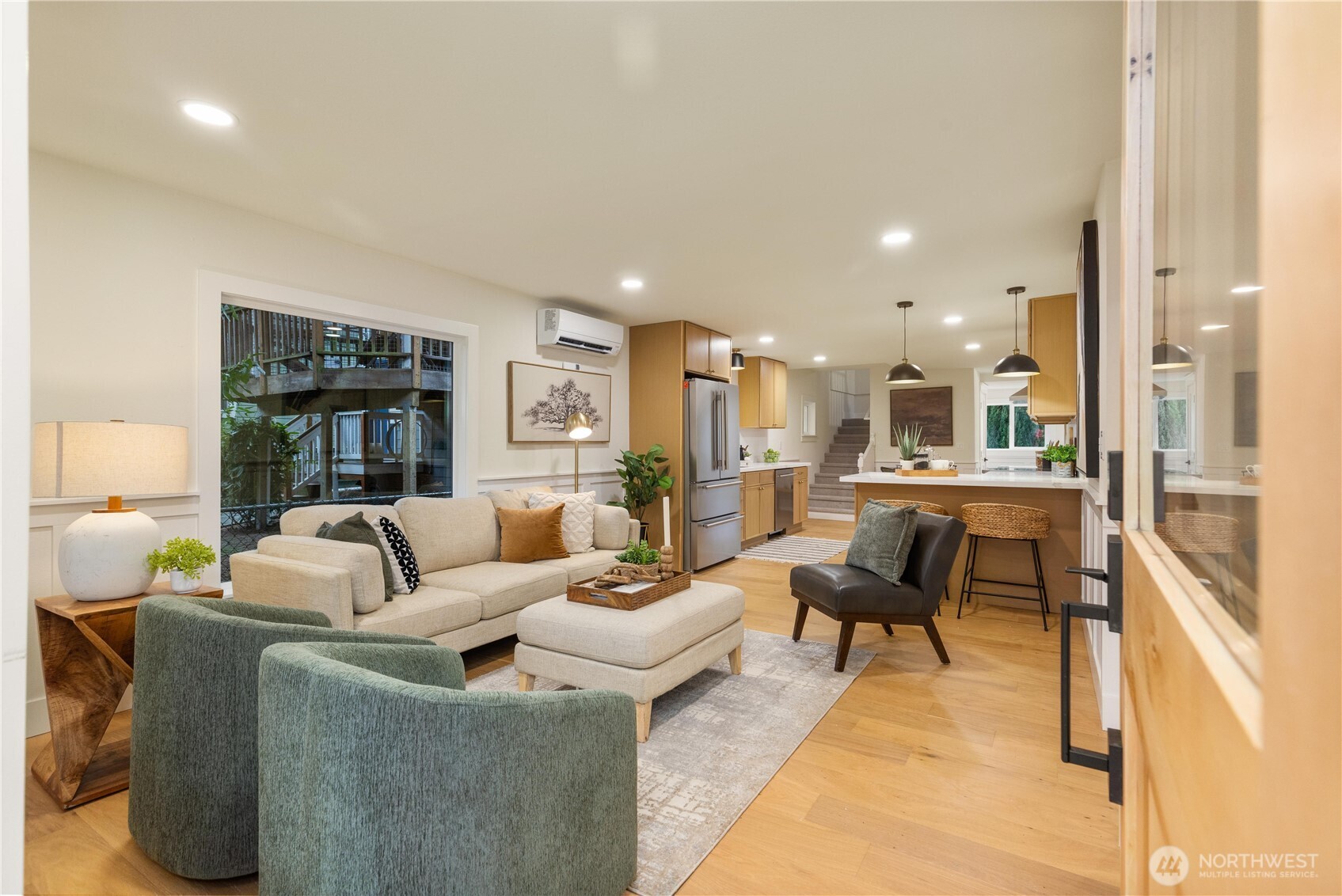 715 27th Avenue , Seattle, WA 98122