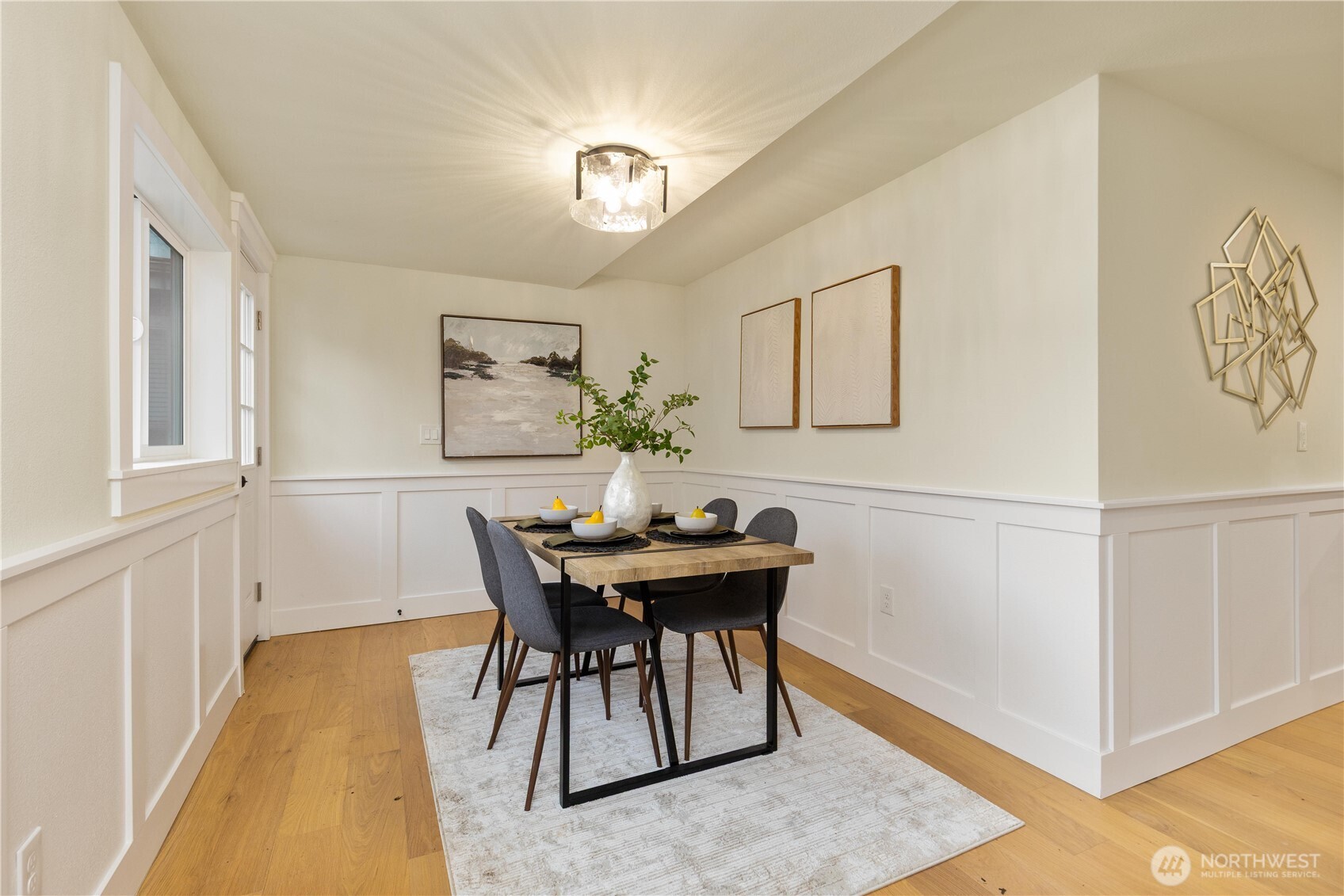 715 27th Avenue , Seattle, WA 98122