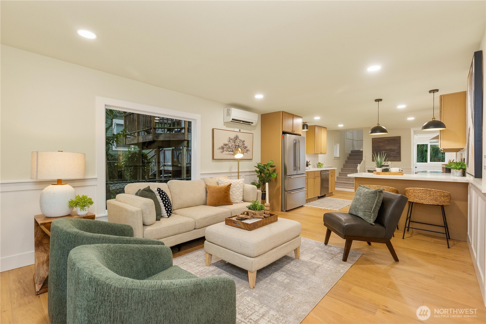 715 27th Avenue , Seattle, WA 98122