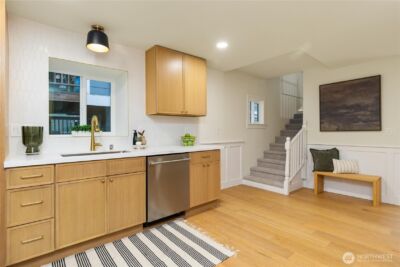 715 27th Avenue , Seattle, WA 98122 - Photo 8