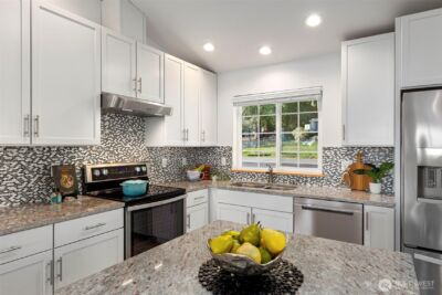 8498 Illahee Road NE, Bremerton, WA 98311 - Photo 19