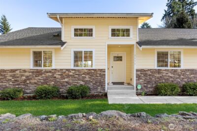 8498 Illahee Road NE, Bremerton, WA 98311 - Photo 3