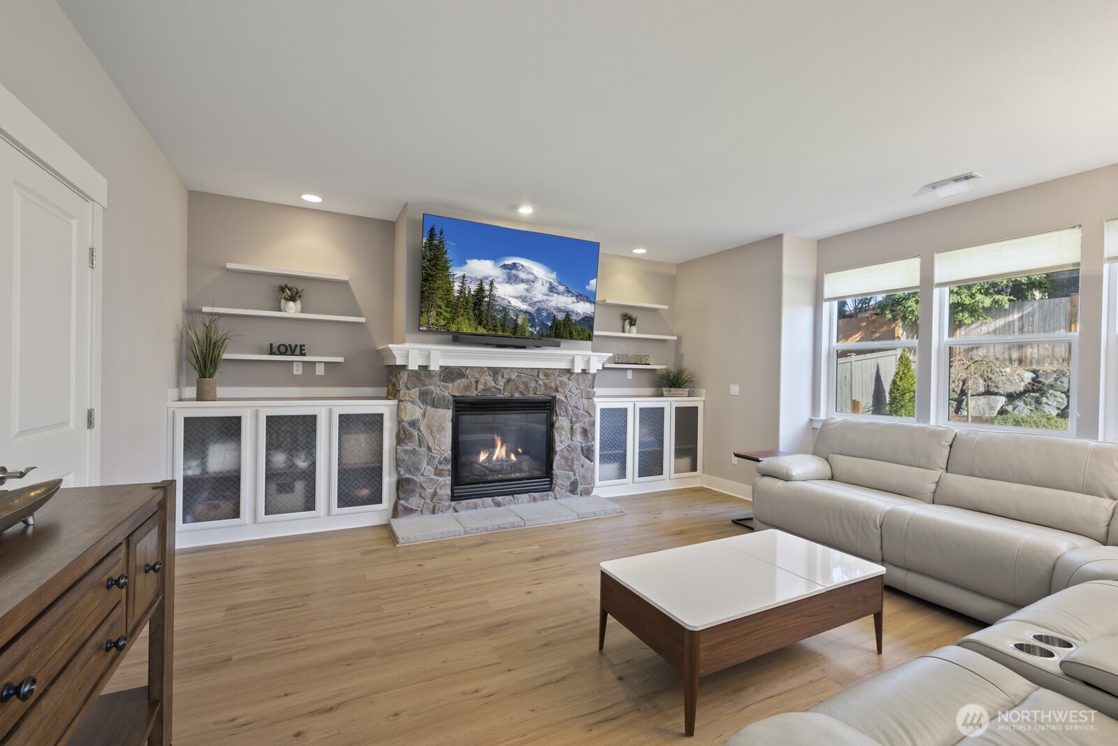 20507 9th Avenue W, Lynnwood, WA 98036