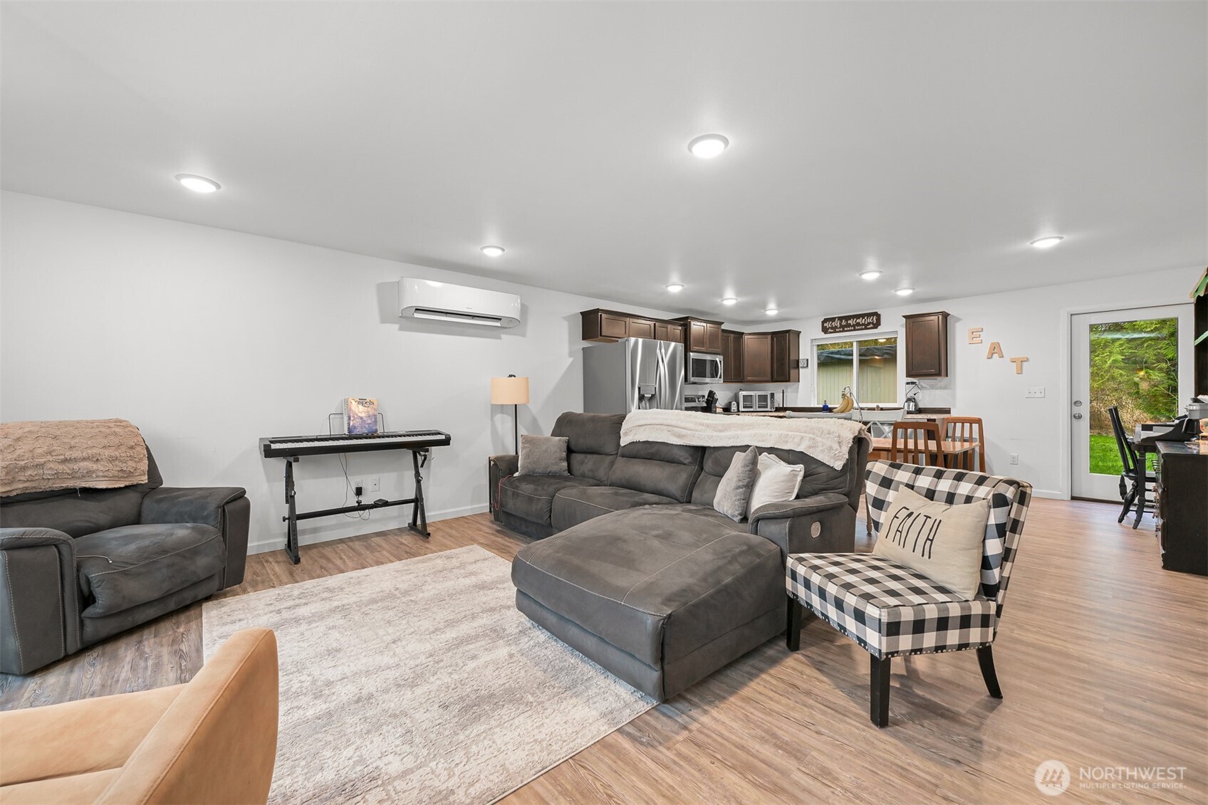 859 E 51st Street , Bellingham, WA 98226