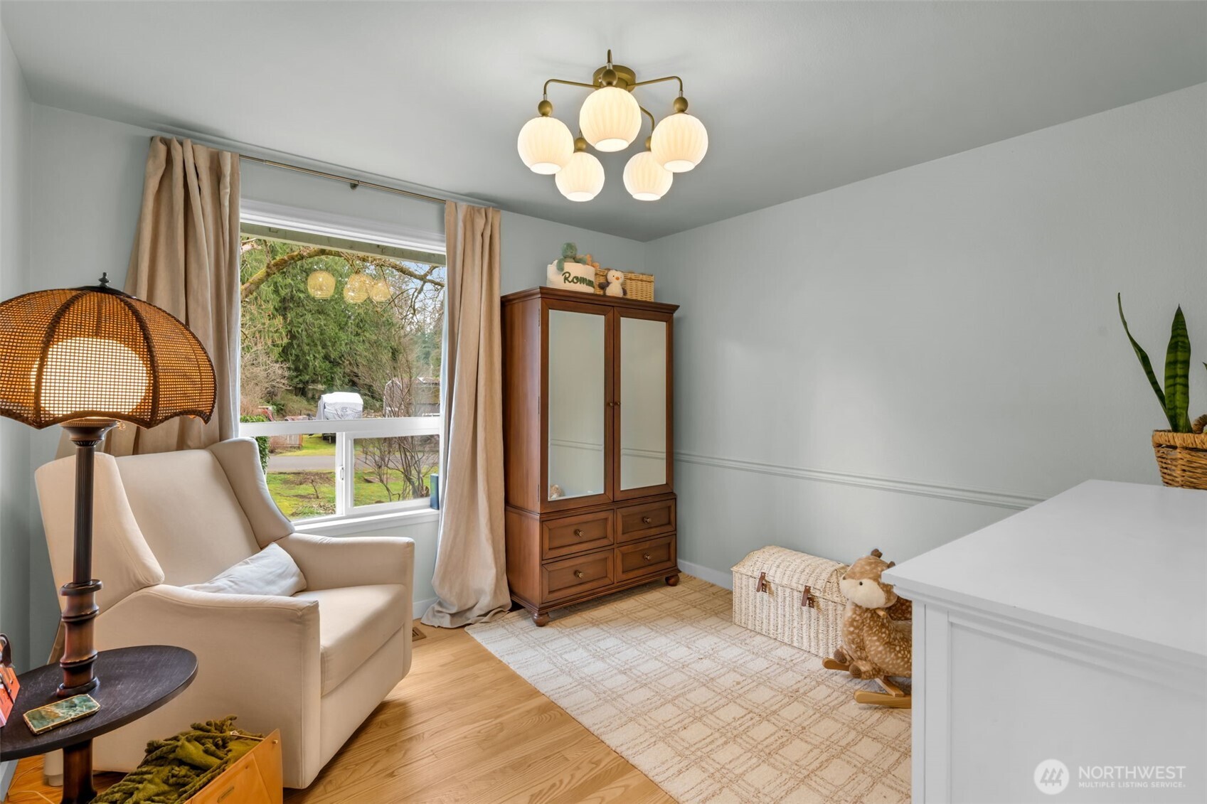 15528 186th Avenue NE, Woodinville, WA 98072