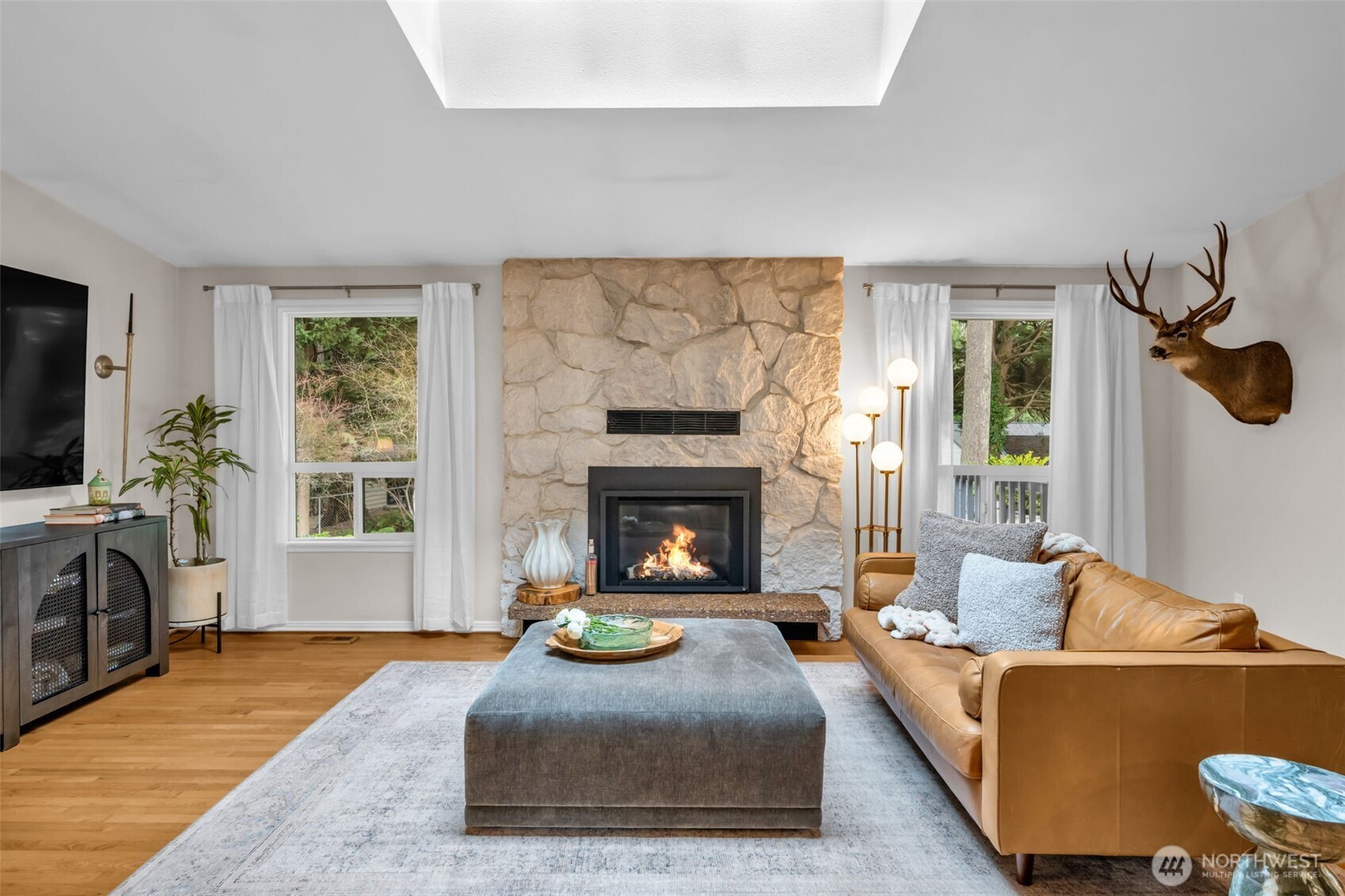 15528 186th Avenue NE, Woodinville, WA 98072