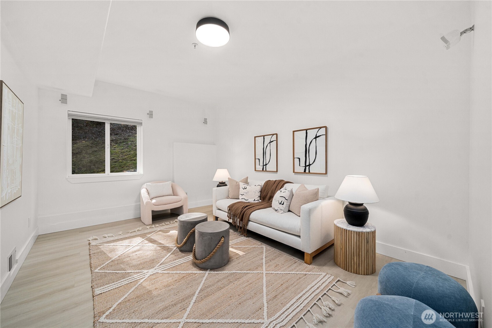 17003 SE 14th Lane , Bellevue, WA 98008