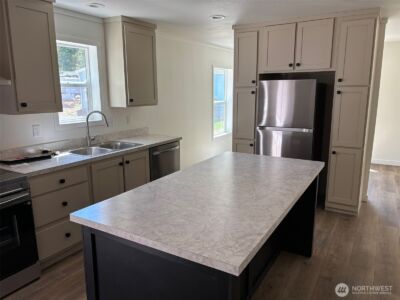 131 E Kingston Way , Shelton, WA 98584 - Photo 7