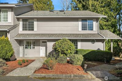 13726 NE 85th Street , Redmond, WA 98052