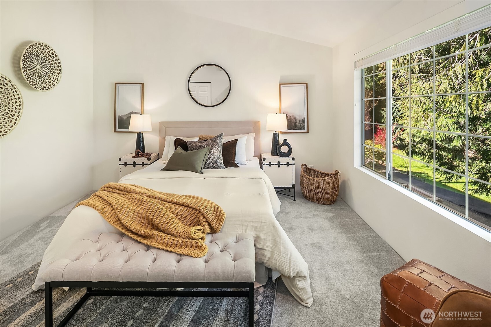 13726 NE 85th Street , Redmond, WA 98052