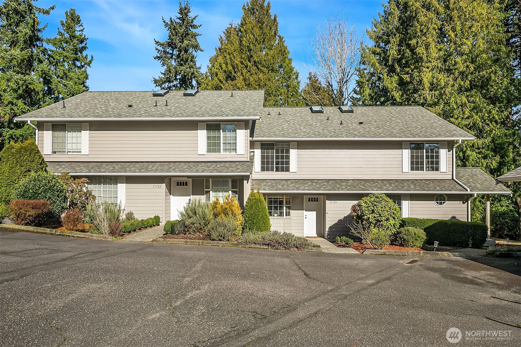 13726 NE 85th Street , Redmond, WA 98052