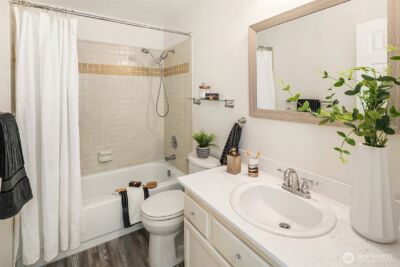 13726 NE 85th Street , Redmond, WA 98052 - Photo 9