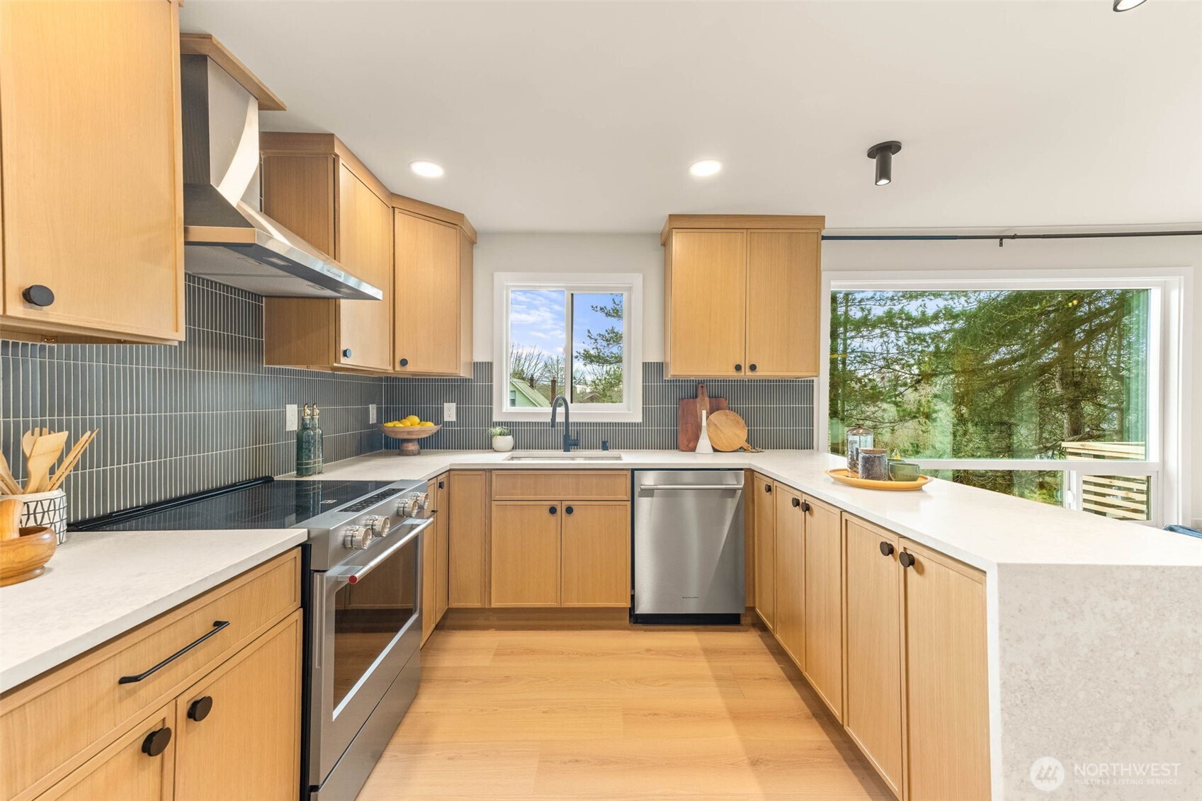 2604 NE 82nd Street , Seattle, WA 98115