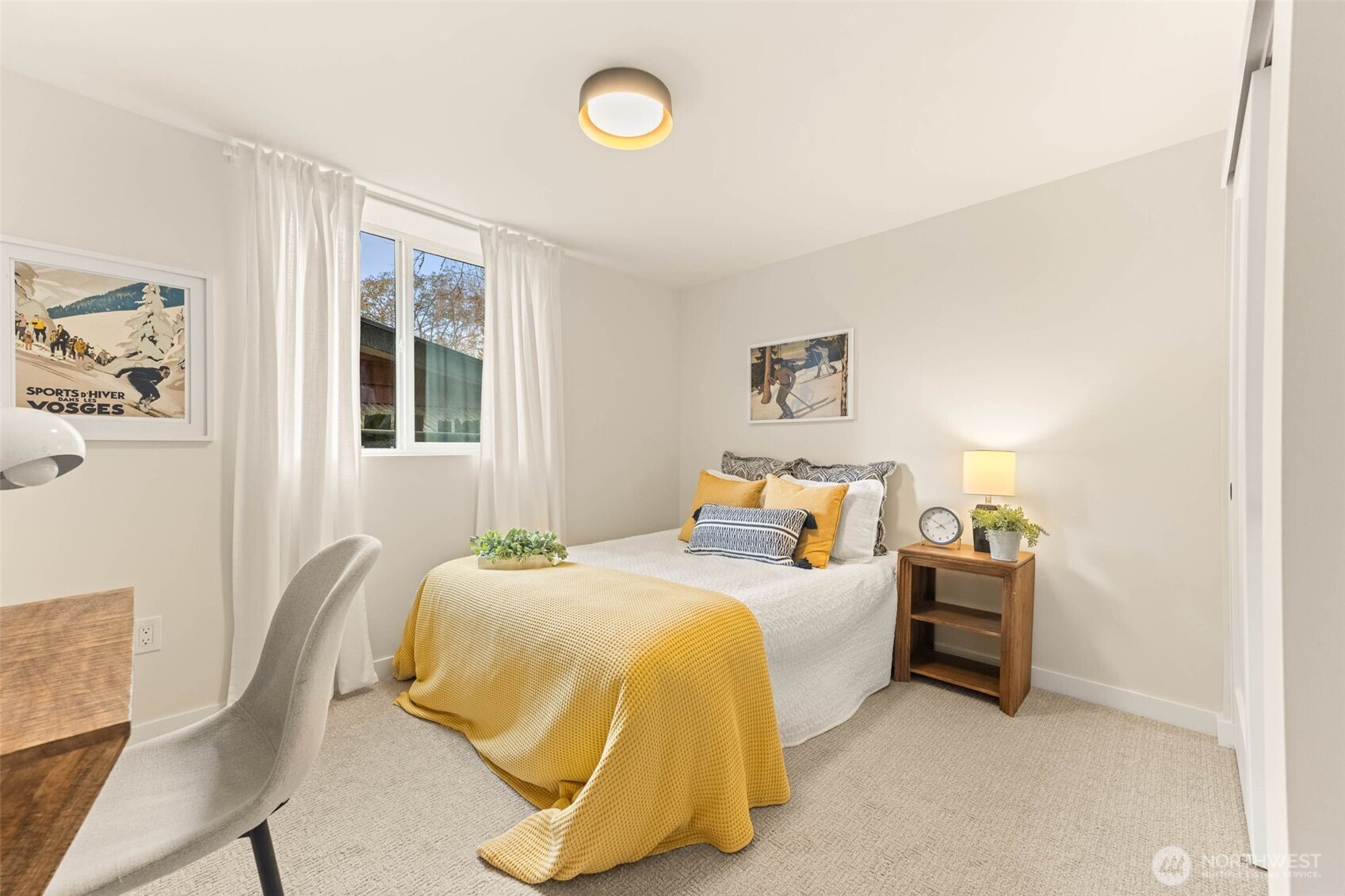 2604 NE 82nd Street , Seattle, WA 98115