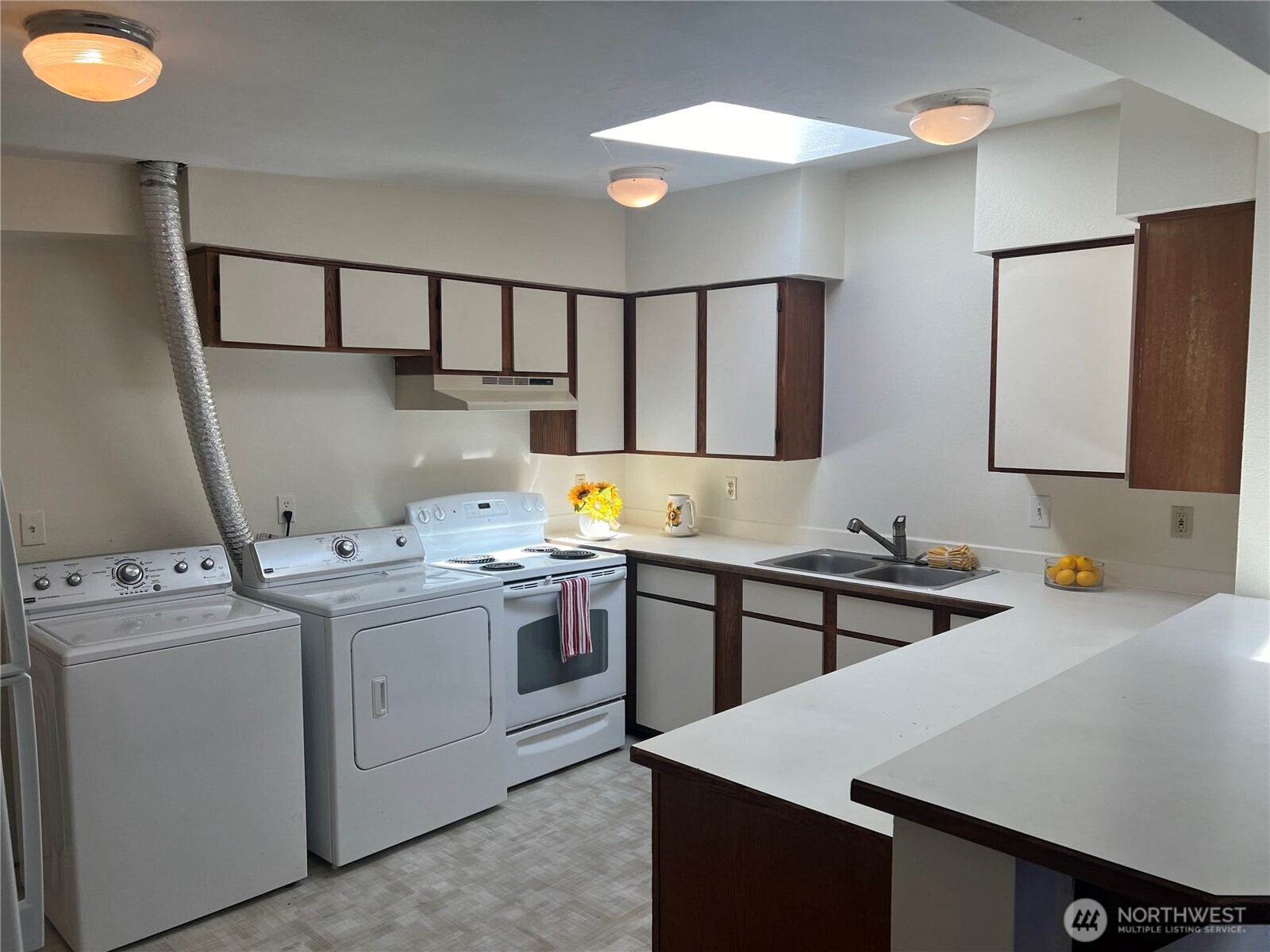 3916 Rucker Avenue , Everett, WA 98201-4875