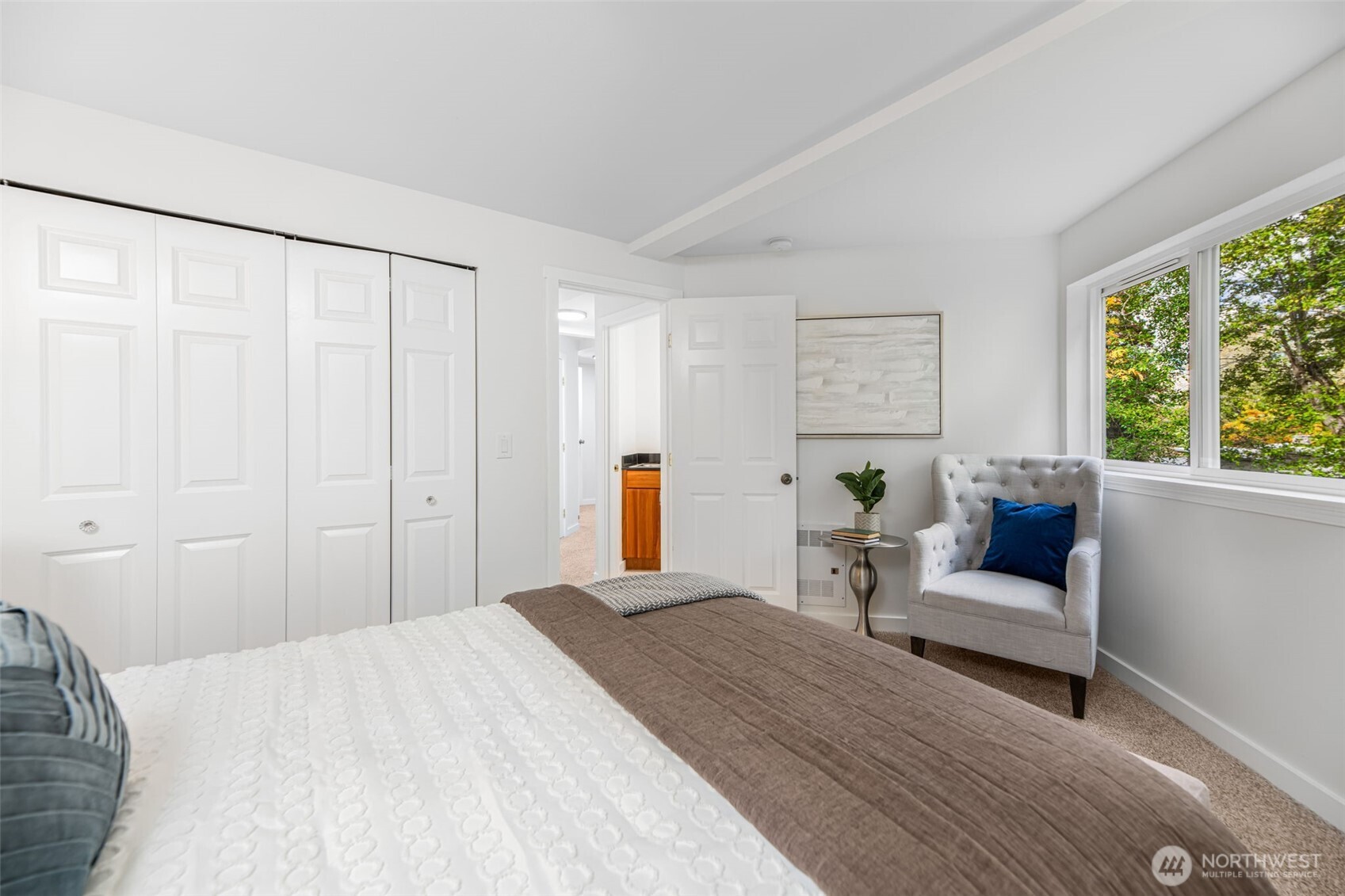 2708 NE 98th Street , Seattle, WA 98115