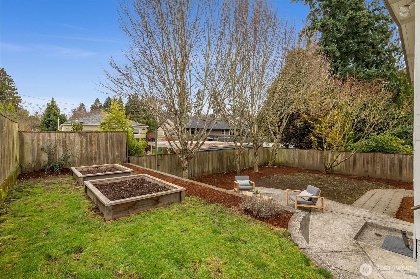 3538 SW Rose Street , Seattle, WA 98126