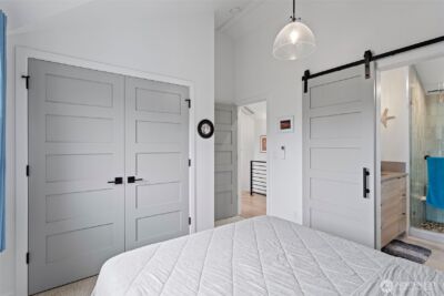 3013 61st Avenue SW, Seattle, WA 98116 - Photo 10