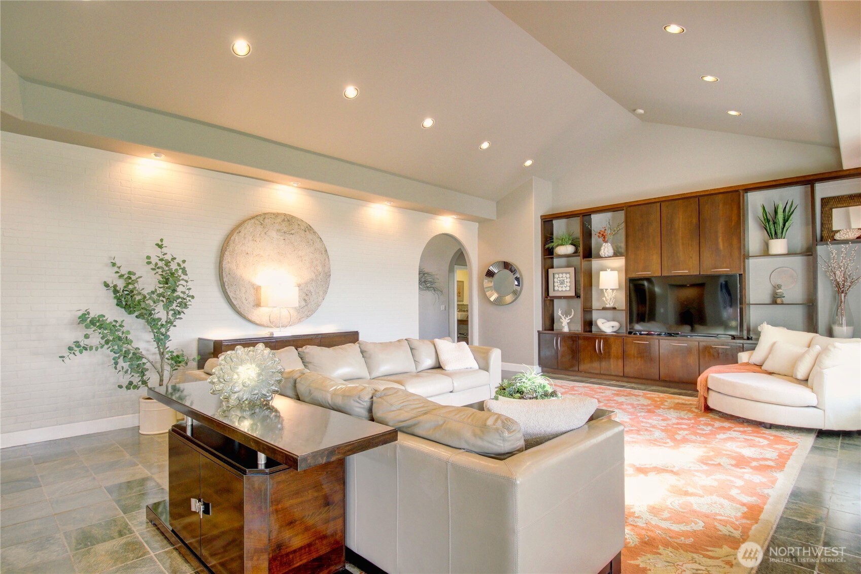 15834 Kamb Road , Mount Vernon, WA 98274