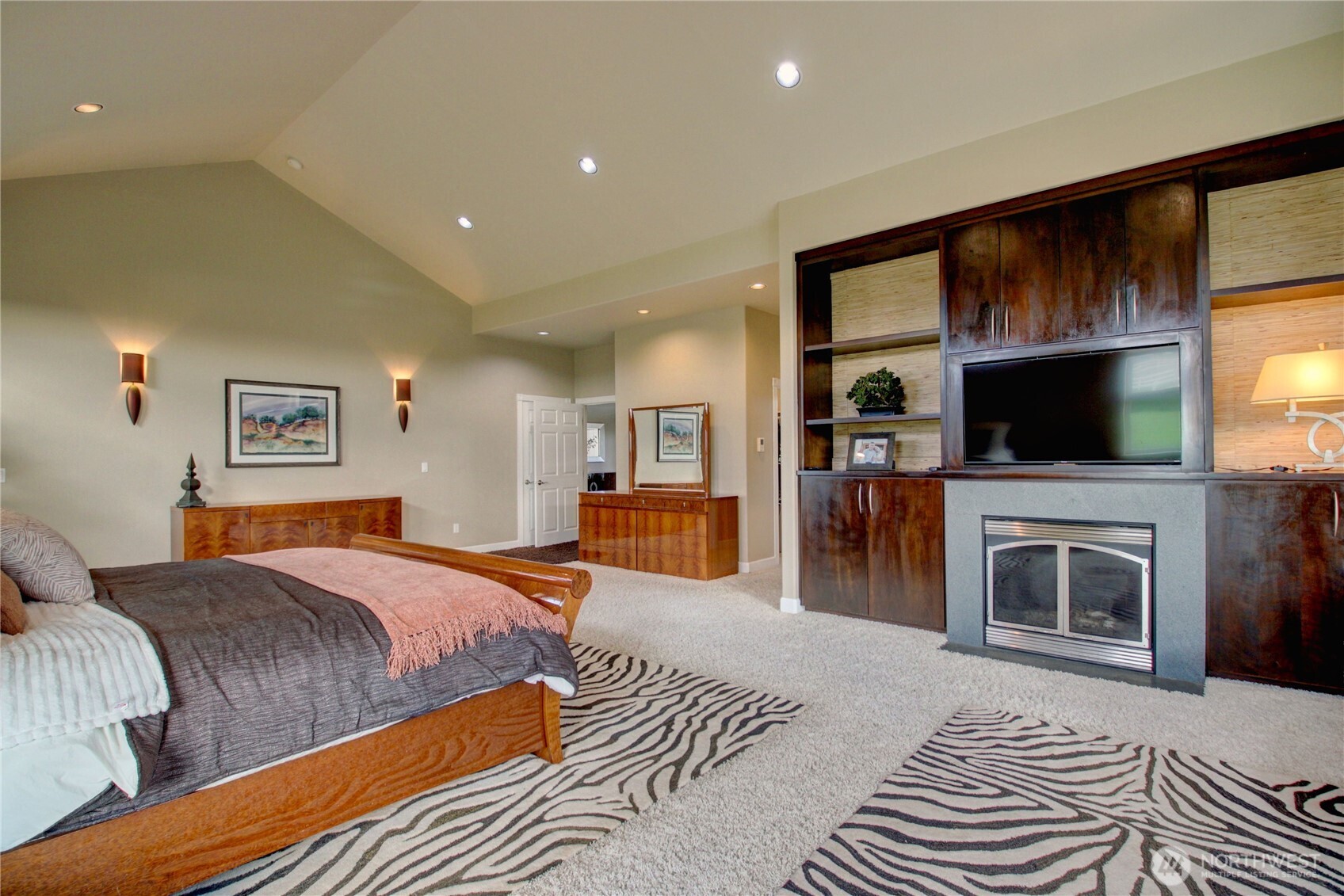 15834 Kamb Road , Mount Vernon, WA 98274