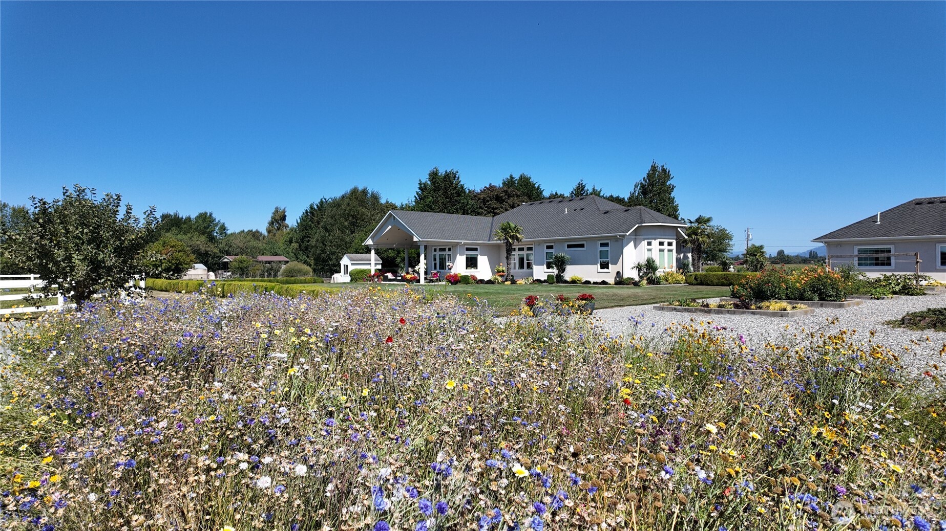 15834 Kamb Road , Mount Vernon, WA 98274