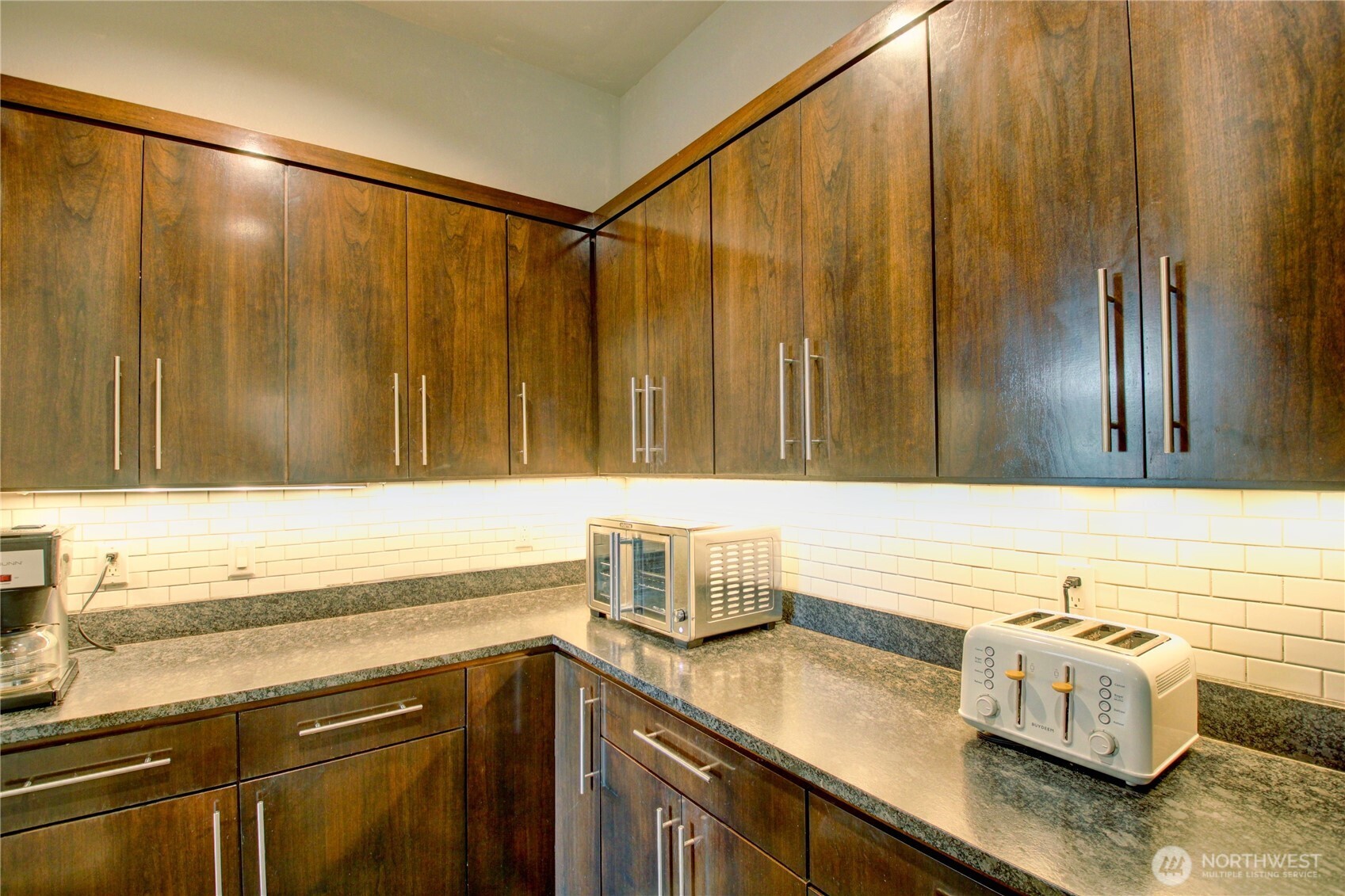 15834 Kamb Road , Mount Vernon, WA 98274