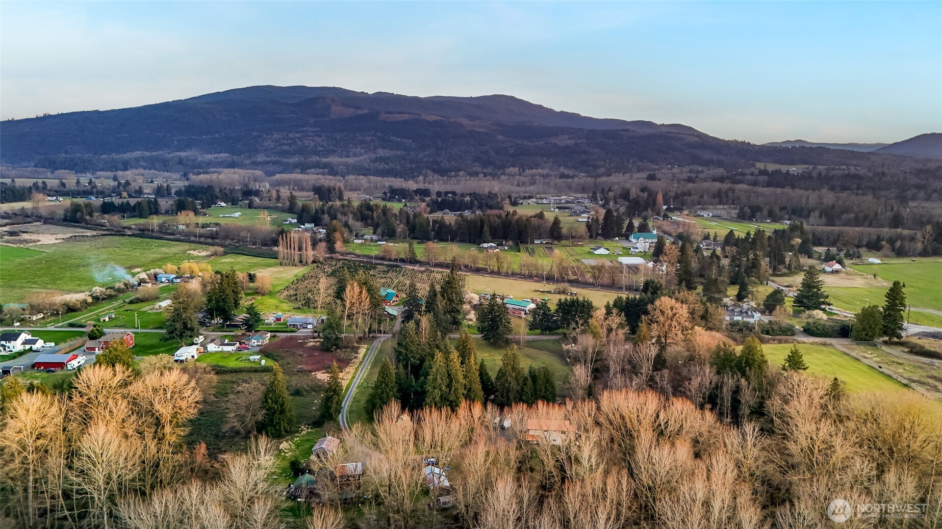 3772 E Hoff Road , Everson, WA 98247