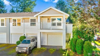 1746 Kennedy Place #E5, Dupont, WA 98327