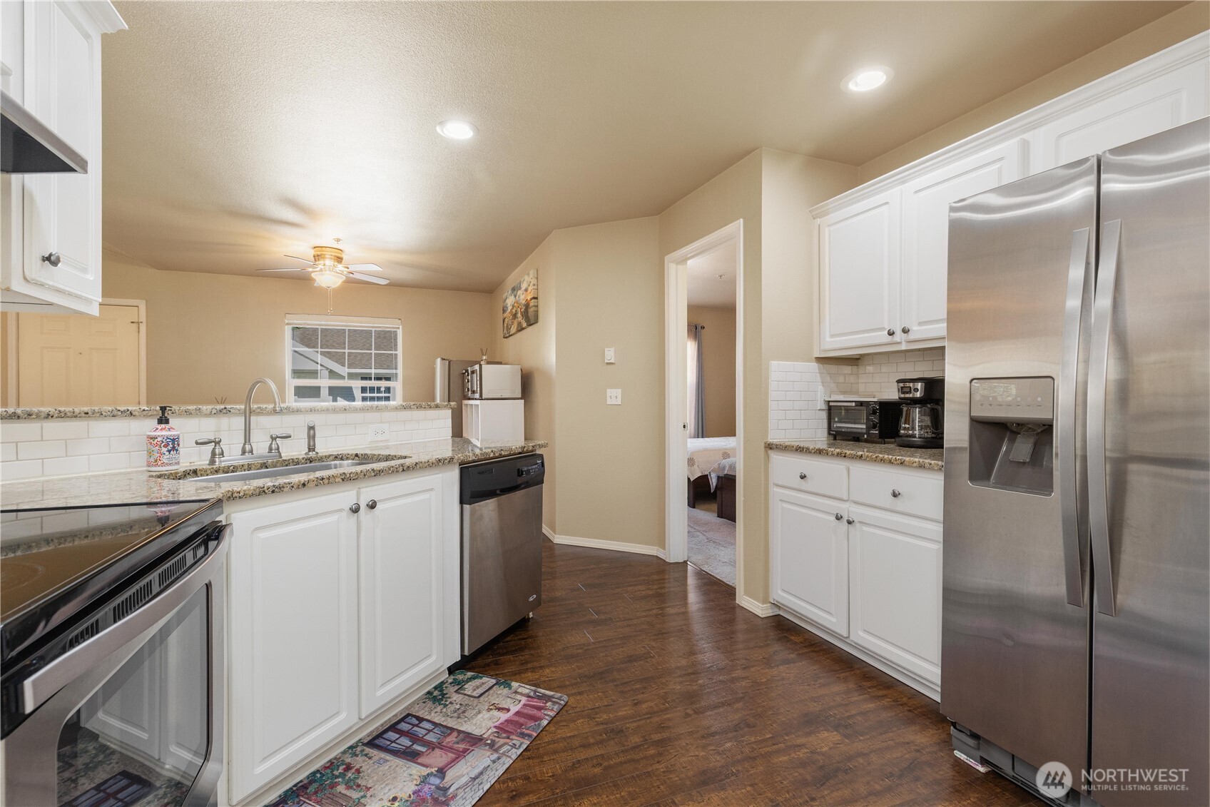 1746 Kennedy Place #E5, Dupont, WA 98327