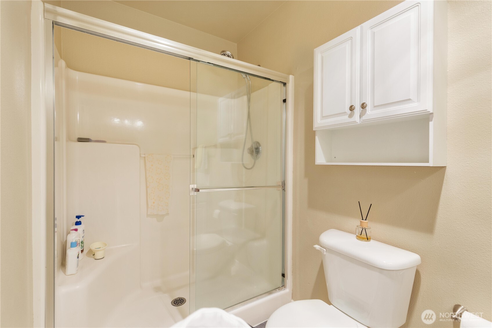 1746 Kennedy Place #E5, Dupont, WA 98327