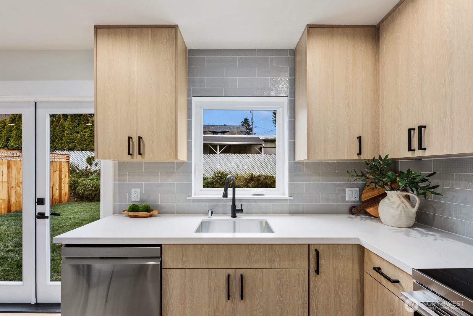 3110 SW 97th Street , Seattle, WA 98126