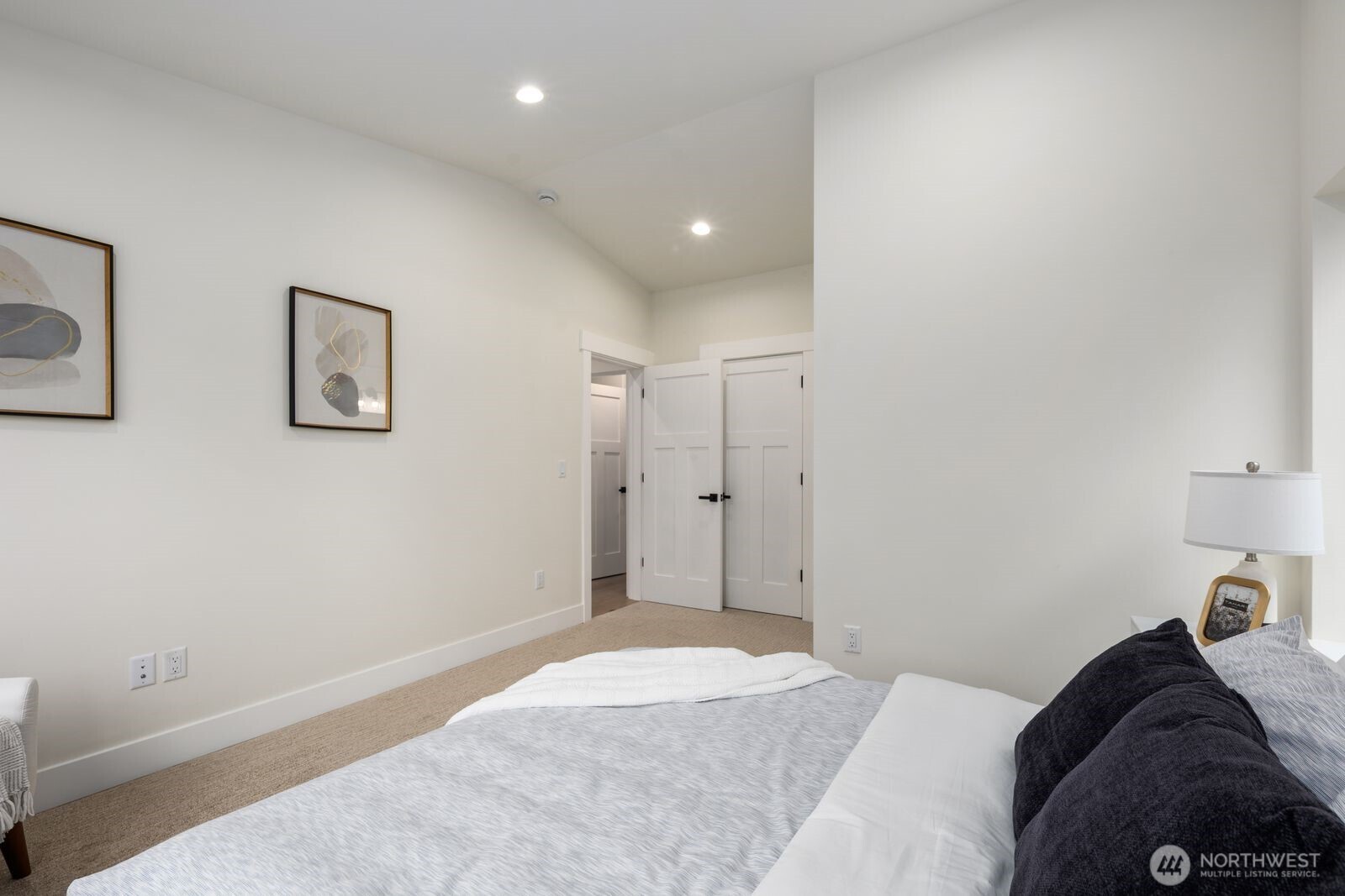 3110 SW 97th Street , Seattle, WA 98126