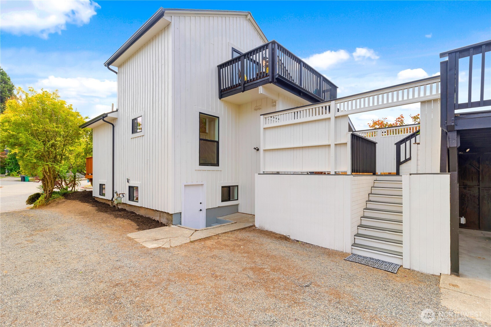 6031 McKinley Place N, Seattle, WA 98103