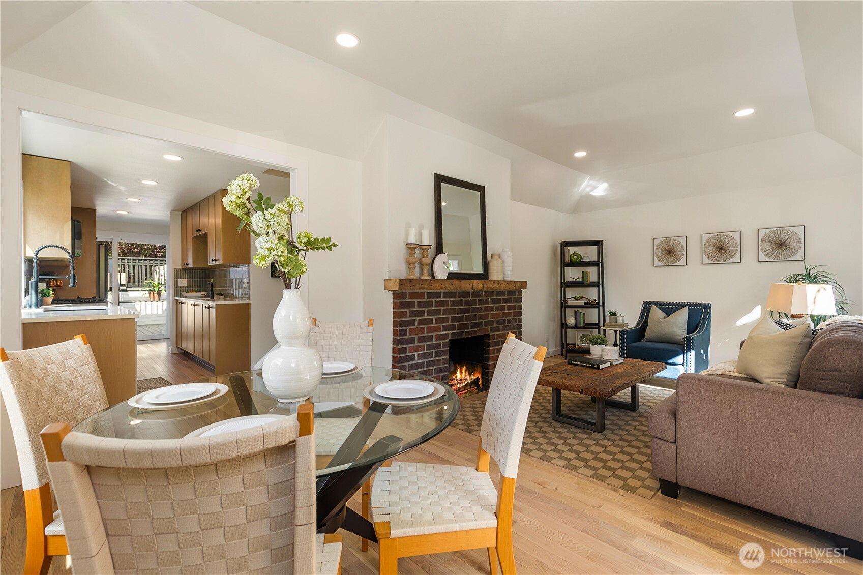 6031 McKinley Place N, Seattle, WA 98103