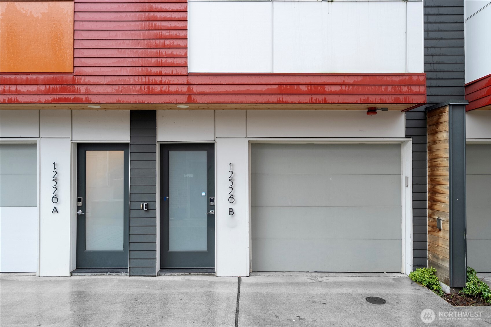 12526 15th Avenue NE #B, Seattle, WA 98125