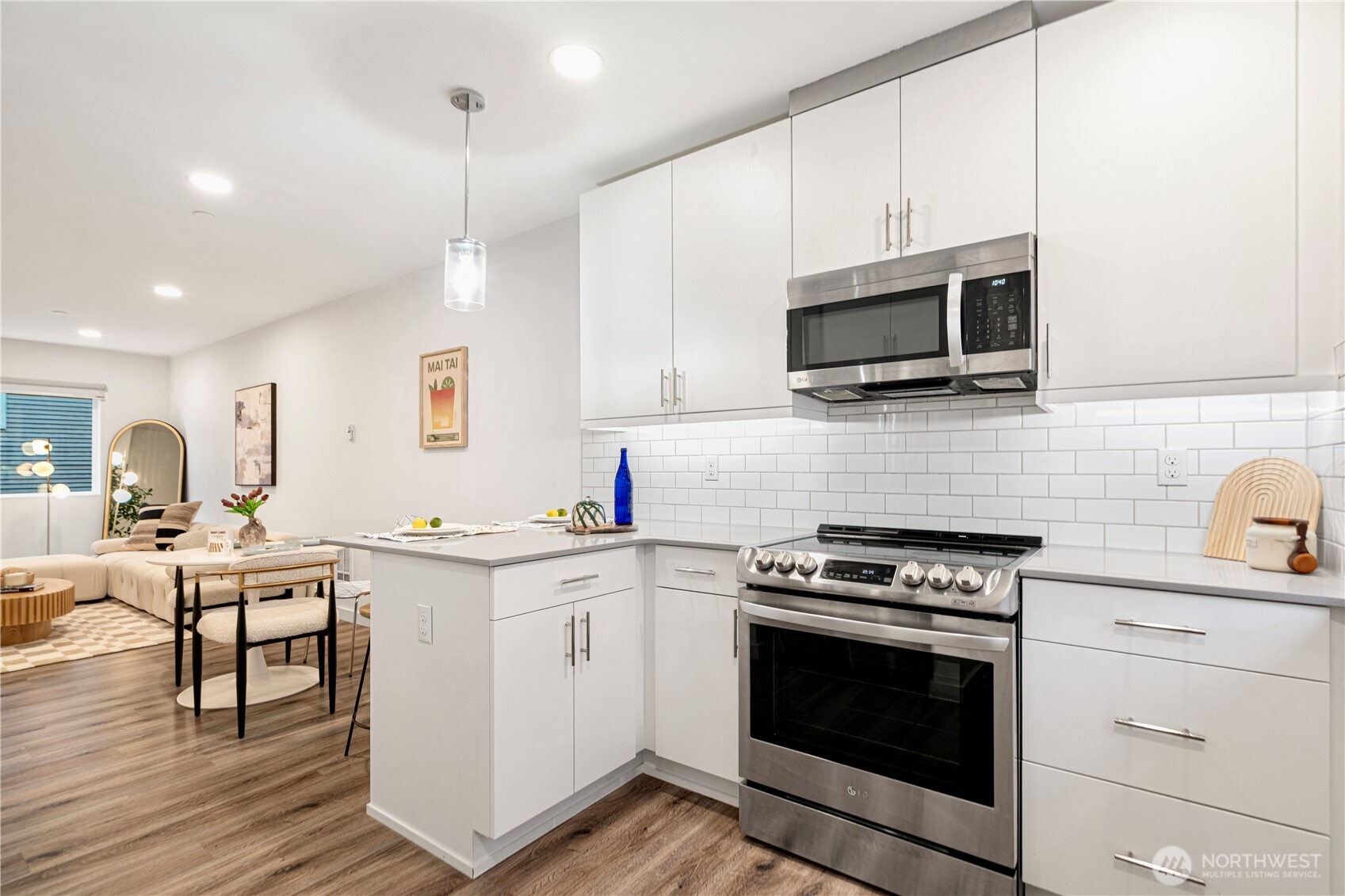 12526 15th Avenue NE #B, Seattle, WA 98125