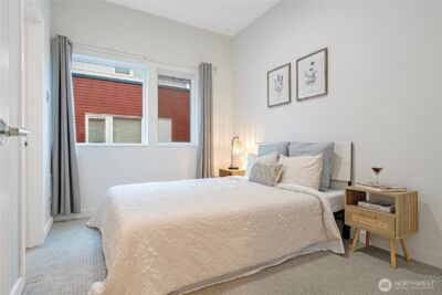 12526 15th Avenue NE #B, Seattle, WA 98125 - Photo 20