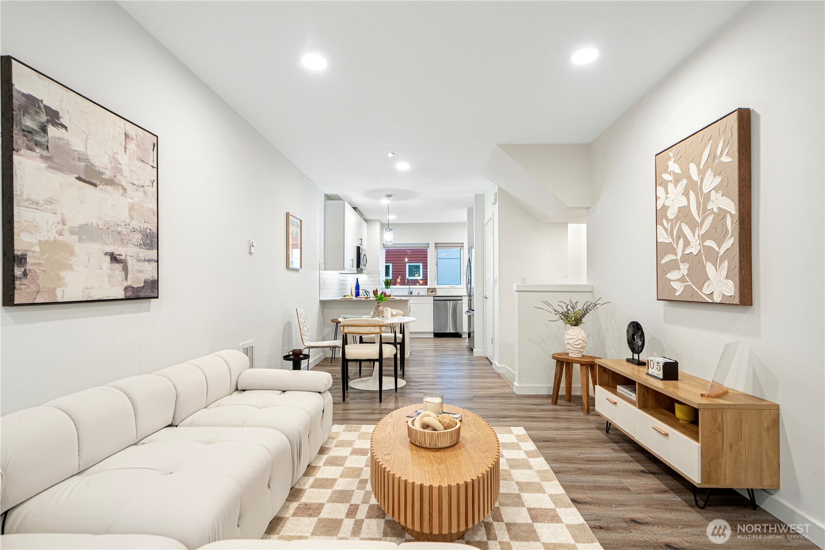 12526 15th Avenue NE #B, Seattle, WA 98125