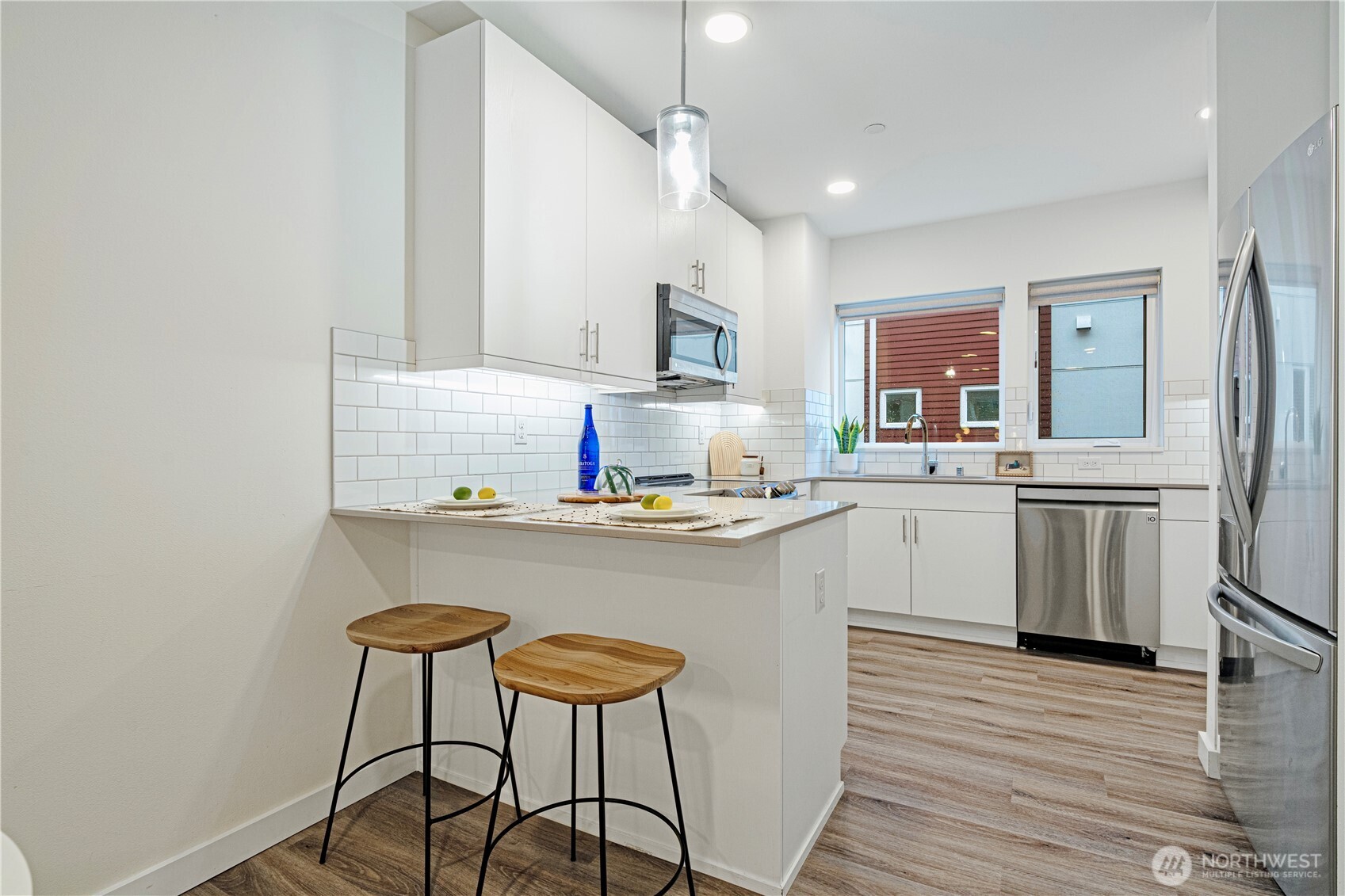 12526 15th Avenue NE #B, Seattle, WA 98125