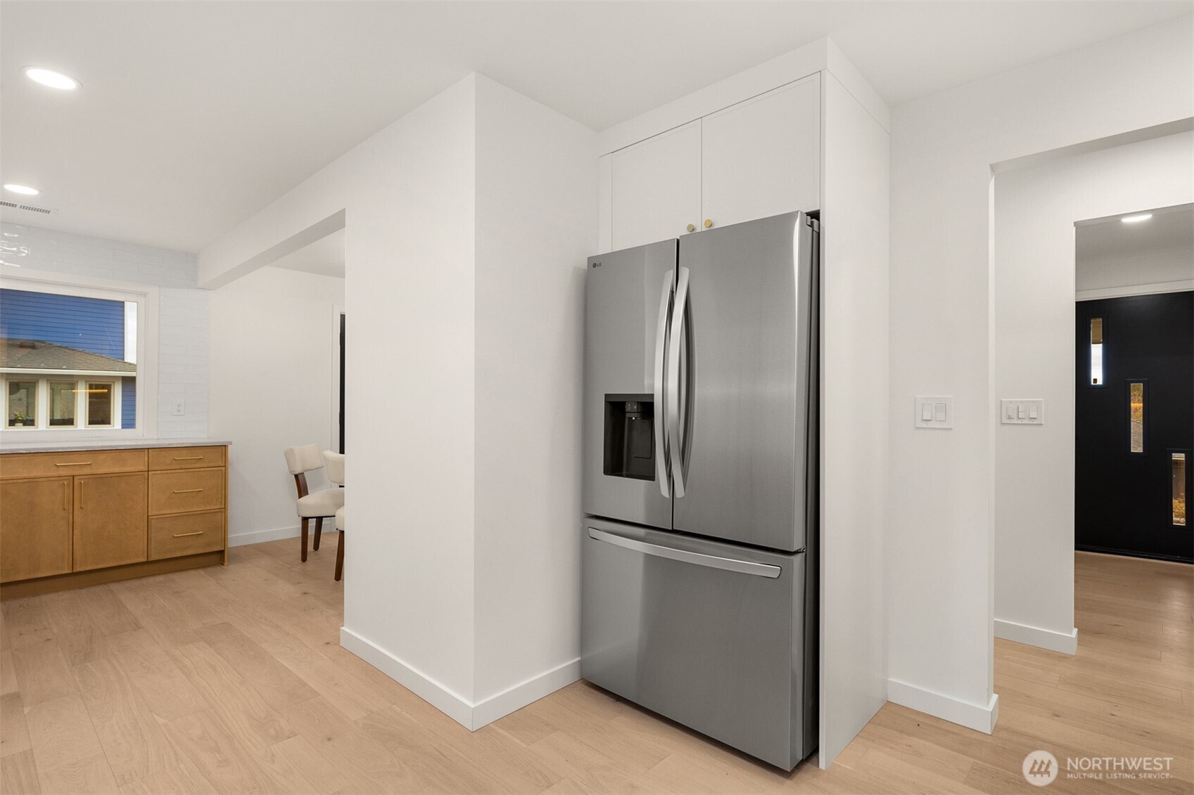 3702 W Fulton Street , Seattle, WA 98199